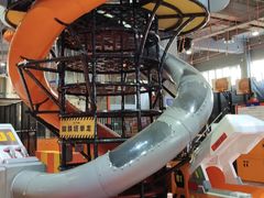 -嗨翻Hi-Fun竞技主题乐园·蹦床亲子生日轰趴(国光1937店)