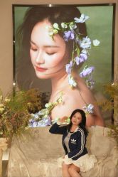 -乐派诗婚纱摄影