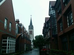 -钟书阁(松江泰晤士小镇店)