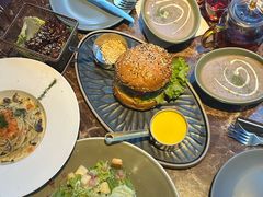 -Let'sBURGERplus·非常创意汉堡(三里屯店)
