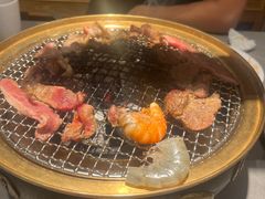 -山焱·炭火自助烤肉(周浦万达店)