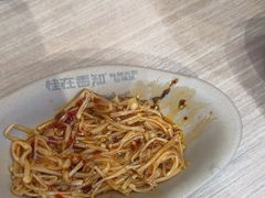 -桂在香知桂林米粉(红博中央公园店)
