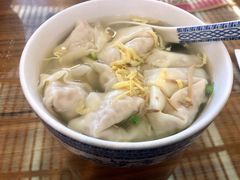 一两开洋-笑来喜馄饨小笼工坊店(湖滨街店)