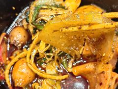 -小蛮椒麻辣烫·麻辣拌(青浦宝龙店)