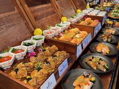 -雍容荟帝王蟹活龙虾展台自助(IFS黑金店)