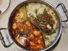 -德林酸菜鱼火锅(南丹店)