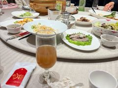 -品悦酒店(三林古镇店)