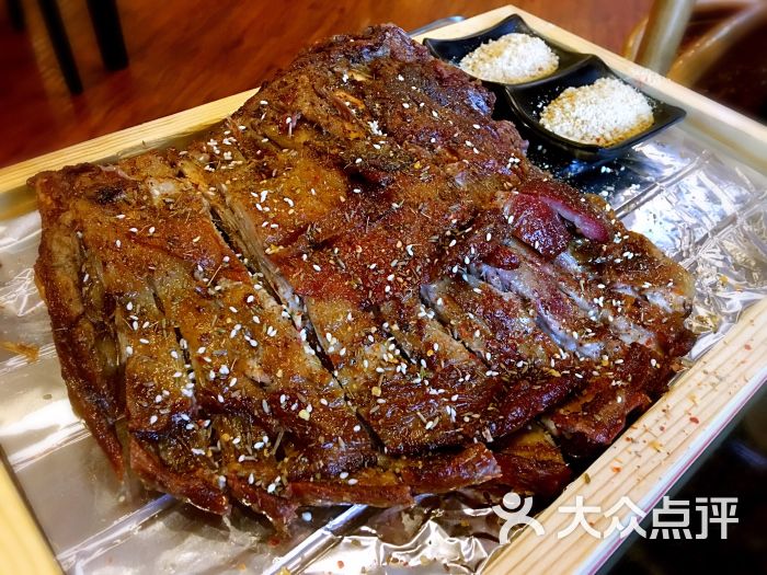 安達草原蒙元文化主題餐廳-烤羊排圖片-濟南美食-大眾點評網