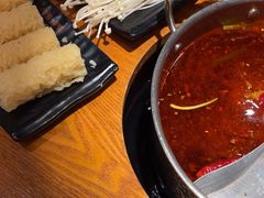 -呷哺呷哺(普陀乐购真北店)