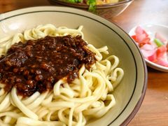 牛肉杂酱面-玉滋補