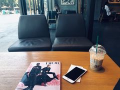 -星巴克(洛阳中州万达广场店)