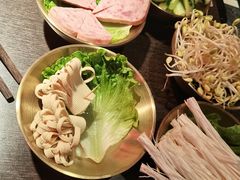 -九牧鱻·渝老鬼重庆火锅(人民路店)