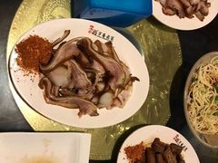 -老鼎万春卤菜(五代传承创始老店)