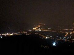 -鬼笑石后山停车场