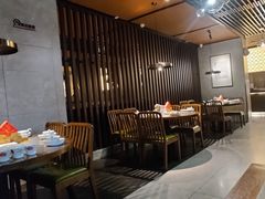 大堂-老头儿油爆虾(星光一期店)