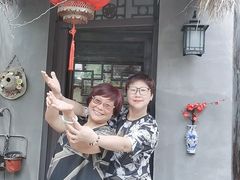 -小草屋轰趴馆别墅派对新场团建家庭聚会