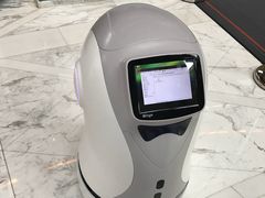 -上海滴水湖皇冠假日酒店