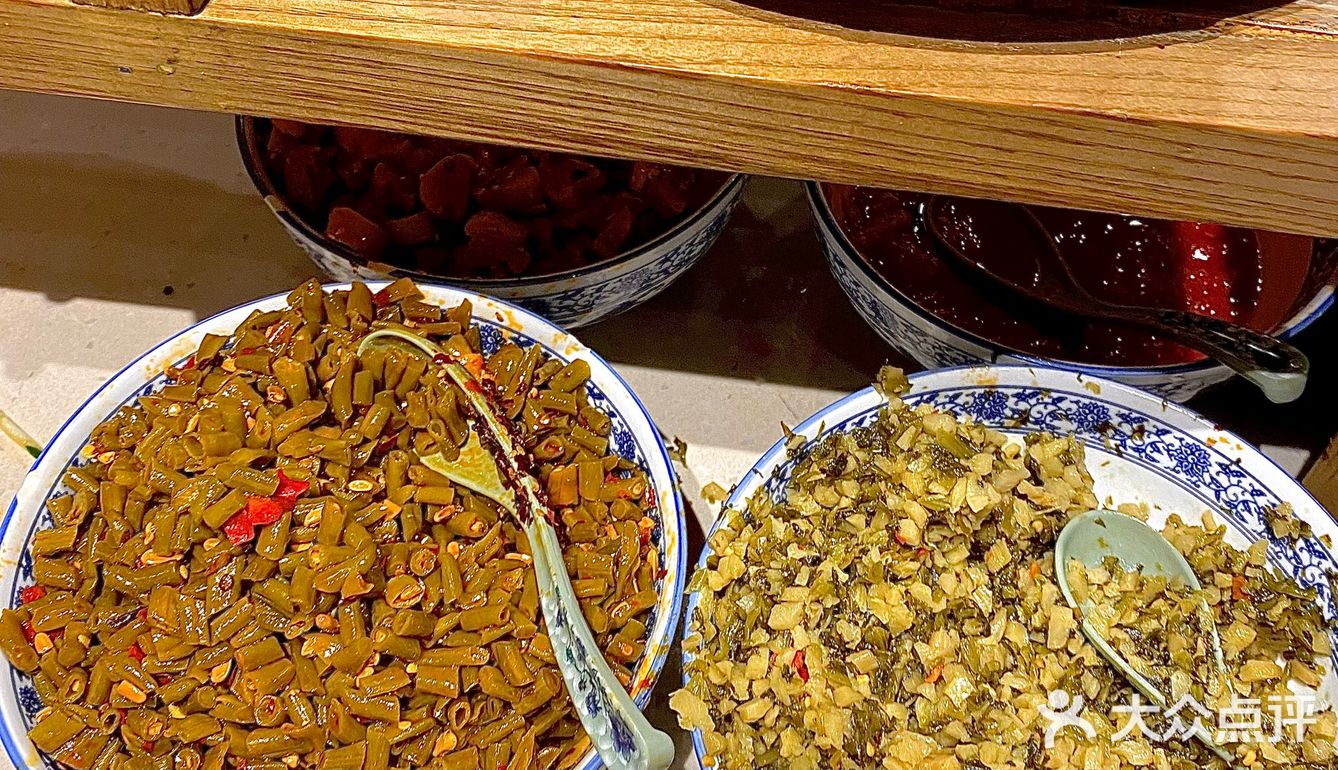 人均20，吃到撑的米线，谁懂啊！🤤