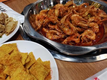 王婆大虾(武清万达店)-"[薄荷]环境: 位于万达四层,挺好找的 .