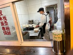 -文山荷鲜居(翠湖店)