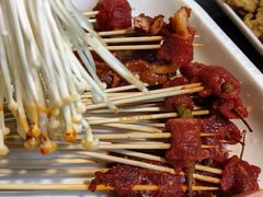 -签多多串串香火锅