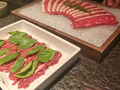 -三出山火锅(南京万象天地店)