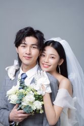 -雨墨婚纱摄影工作室