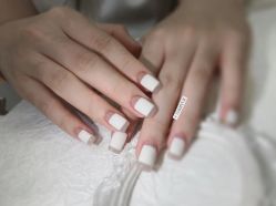 -十月·日式美甲美睫·纹眉