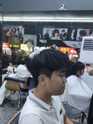 -藤野造型专业烫染接发