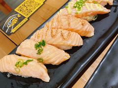 米其林级火炙三文鱼三兄弟-吉兆火炙寿司(方大城店)