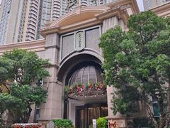 -浅深(世茂滨江精品店)