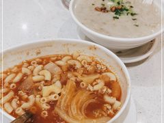 -香港新发烧腊茶餐厅(水围店)