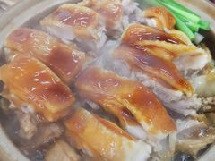炭炉清远鸡煲-顺德公平靓正特色牛花粥(花都店)