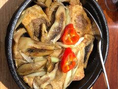 牛肝菌酿豆腐-七色云蔬食(喜邻里店)
