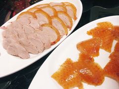 -皇城根·烤鸭·鱼头·家常菜(欧亚大观乐活城店)