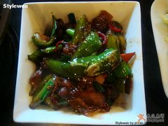 嘉丰小炒肉-嘉丰湘菜馆(芳群园店)