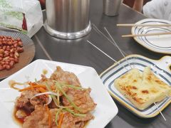 -许哥东北烧烤·铁丳烤串·宫后夹肉(繁花中心店)