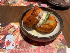 -BOTTEGA意库(中骏世界城店)