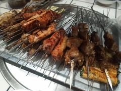 -喜悦小串丹东小黄牛海鲜烧烤大排档(民主广场店)