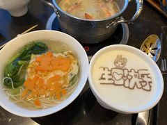 -金陵饭店 56F 家·海鲜火锅餐厅