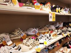 -唯品会(北京国瑞城店)