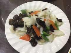 -上海小菜餐厅(理工大学店)