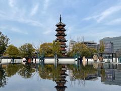 -龙华寺