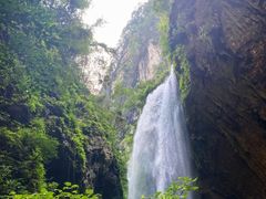 -龙水峡地缝景区