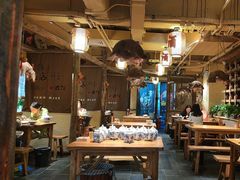 -泥糊破店小酒馆·团建聚餐(南京西路店)