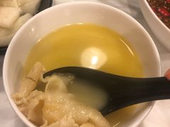 -鲜入围煮花胶鸡海鲜火锅