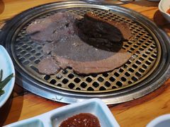 -唯成•韩国炭火烤肉 유성고기