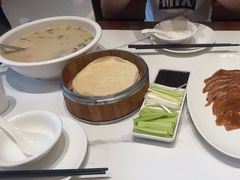 -梅利汴京烤鸭•开封豫菜地标店(东司门店)