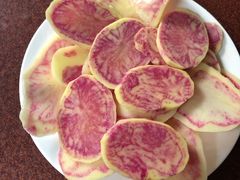 高原七彩土豆-银同牦牛肉火锅