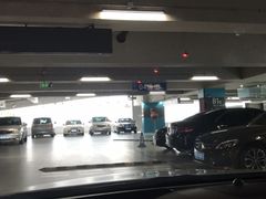 -上海虹桥国际机场1号航站楼-P2停车场